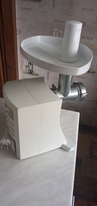 М'ясорубка Bosch MFW1501/05.