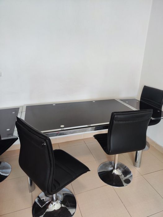 Mesa Jantar Vidro Extensível + 4 Cadeiras