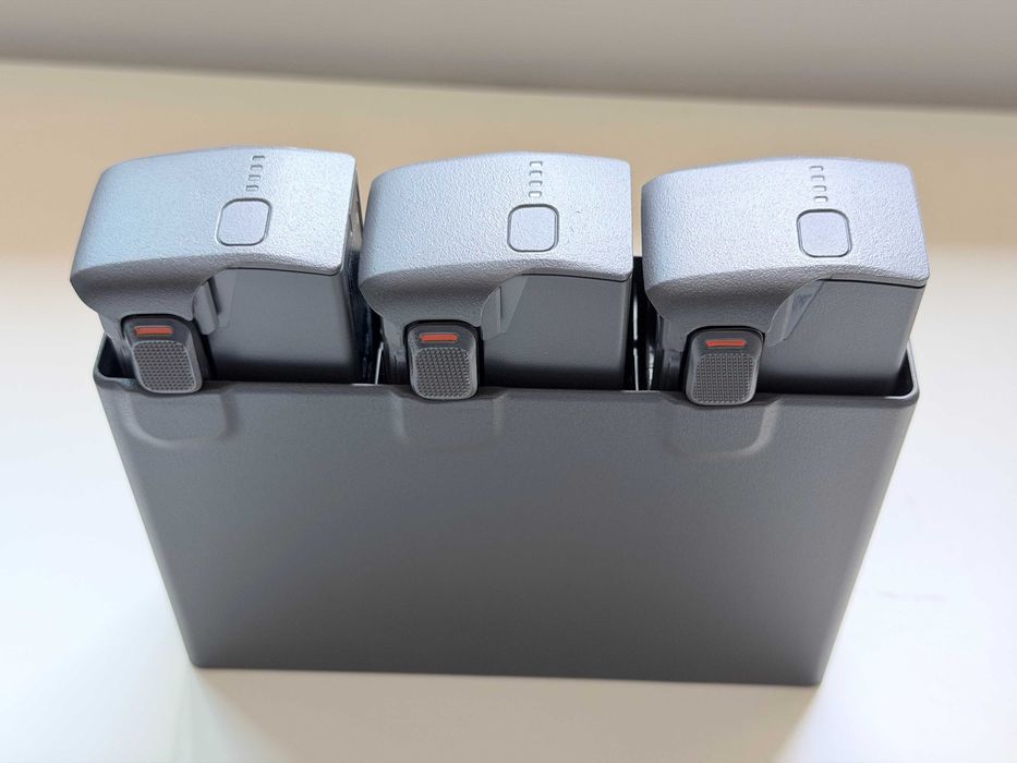 DJI Avata 2 Fly More Combo - c/ Garantia e Seguro Care Refresh (SÓ VISTO!)
