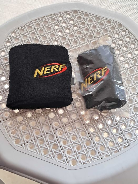 2 Punhos marca NERF