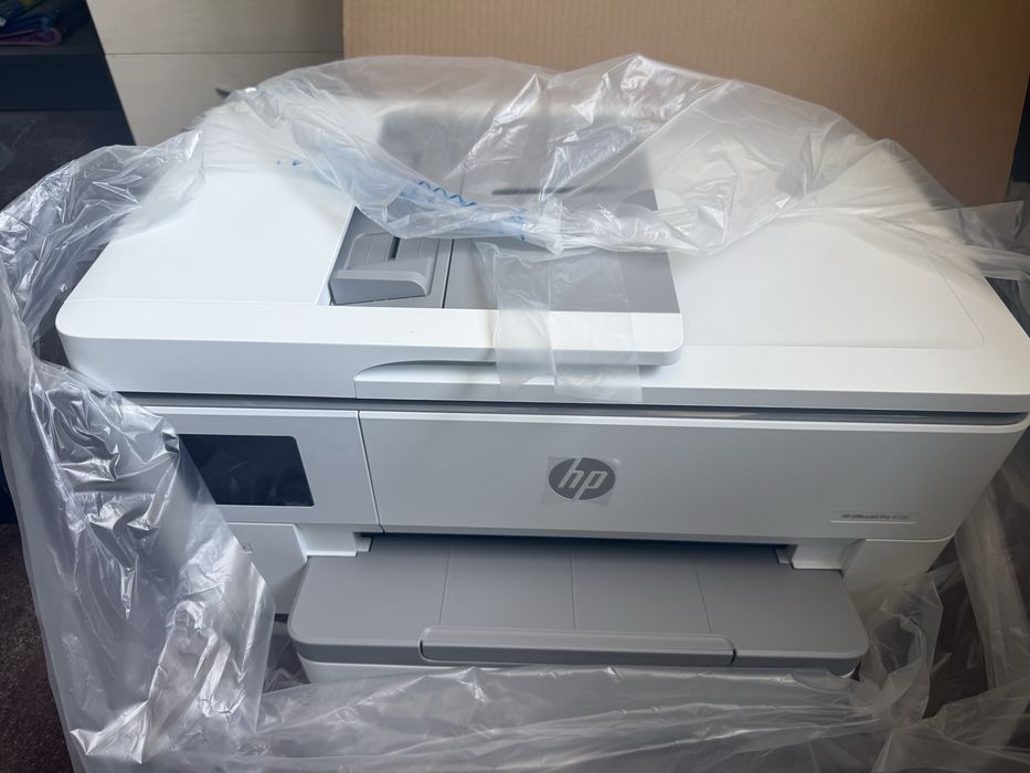 Принтер HP Officejet Pro 9720 series (стан нового, надруковано було до 50 сторінок)