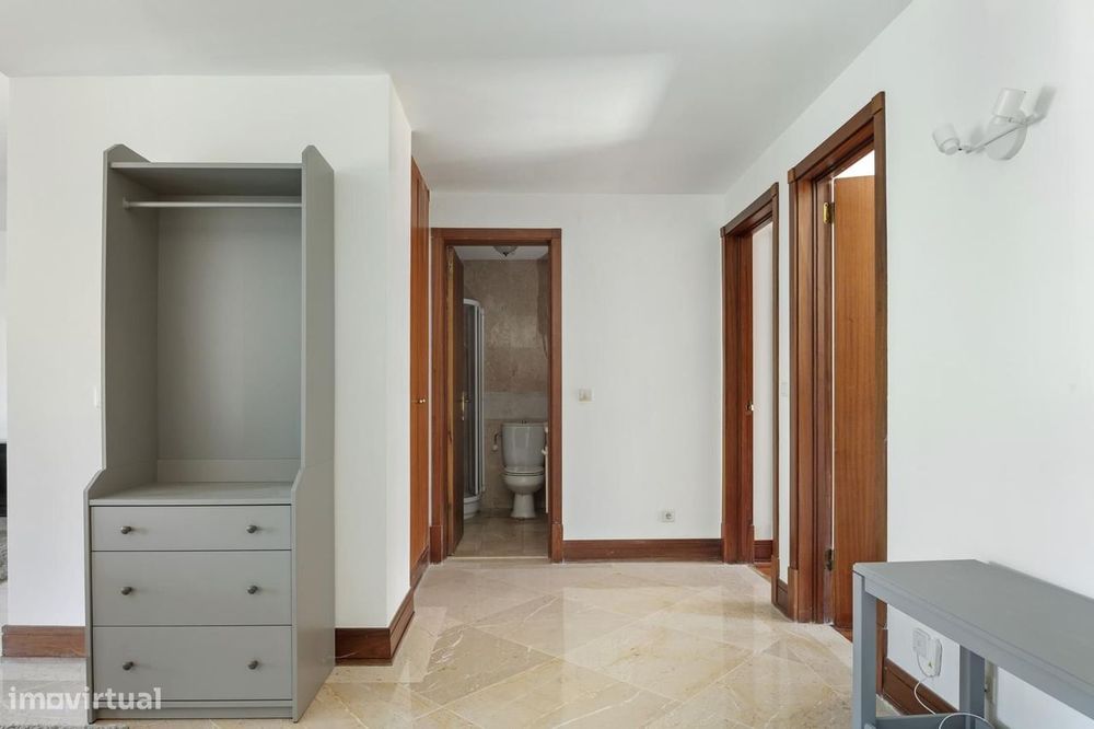 Apartamento T2 com jardim, Estoril, Cascais