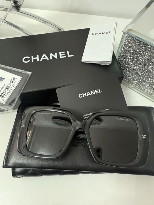 Okulary ptzeciwsloneczne Chanel