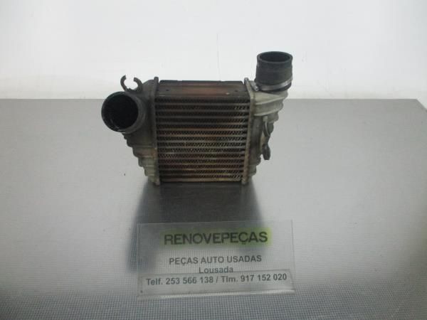Radiador do intercooler AUDI A3 (8L1)