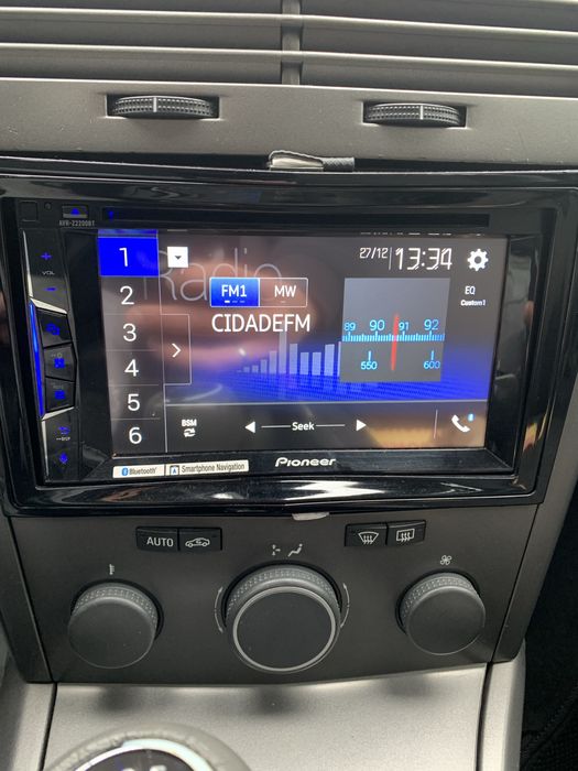 Som automotivo potente