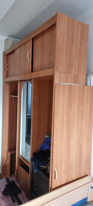 Шкаф отдам бусплатно