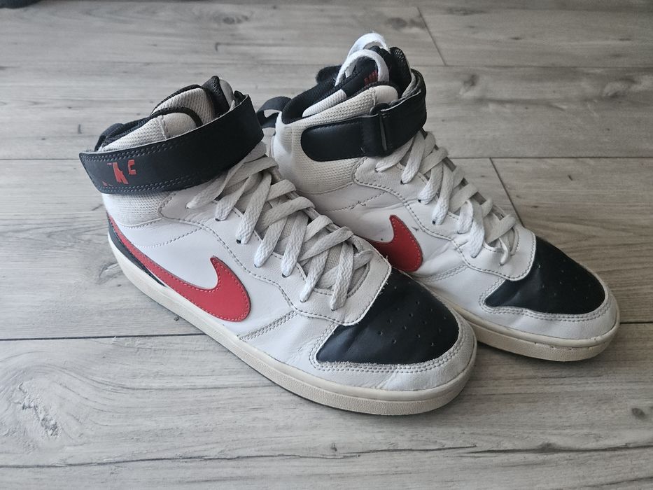 Nike Court Borough Mid 2 GS roz. 38,5