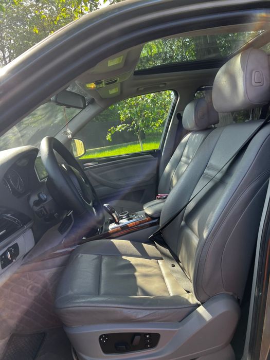 Продам Х5 Е70 2008 року 7 місний