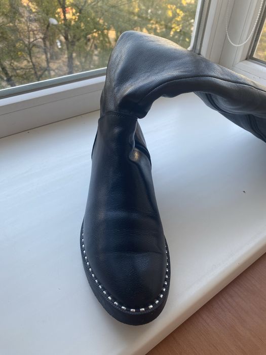 Продас зимові ботінки