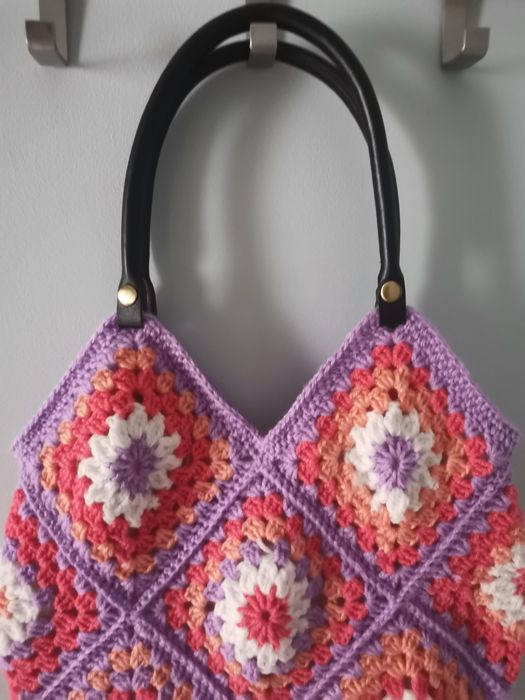 Szydełkowa, wiosenna torebka