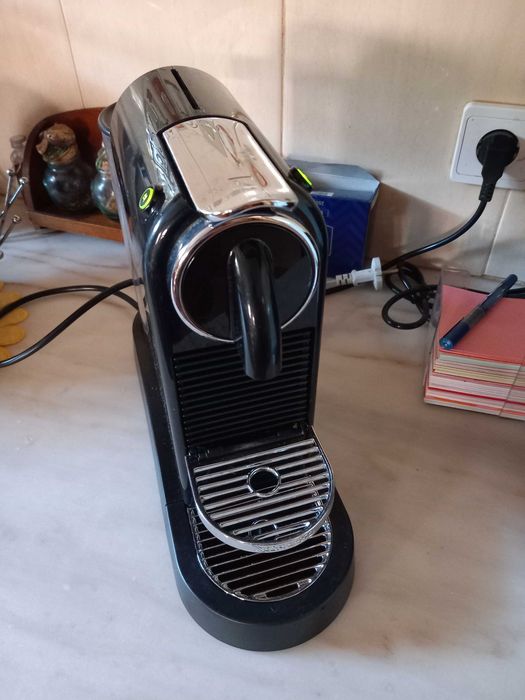 Nespresso CitiZ Limousine Black D113 Café