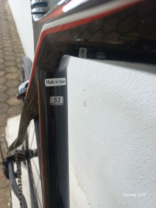 Bicicleta ORBEA toda em carbono