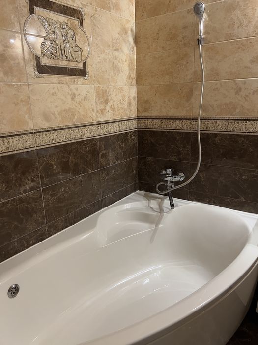 Центр міста .Подобово апартаменти , перший поверх