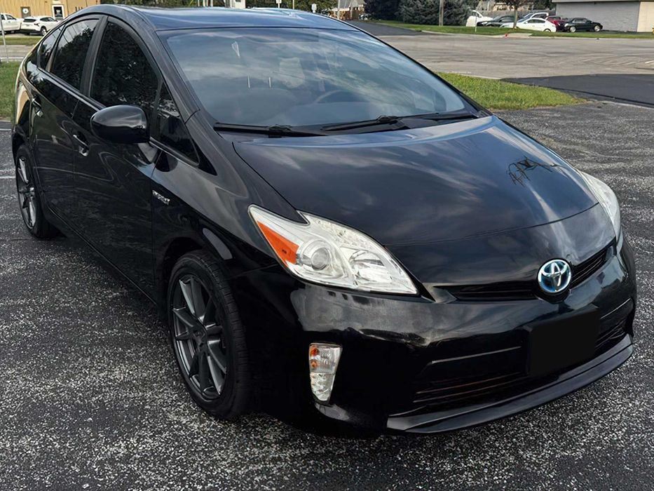 Toyota Prius Four      2015