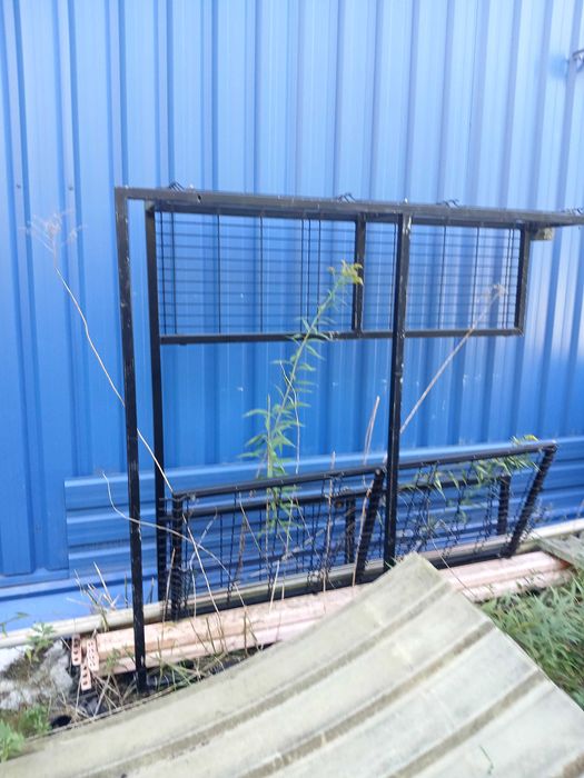 Klatka na butle propan-butan 33 kg x 5 bulti
