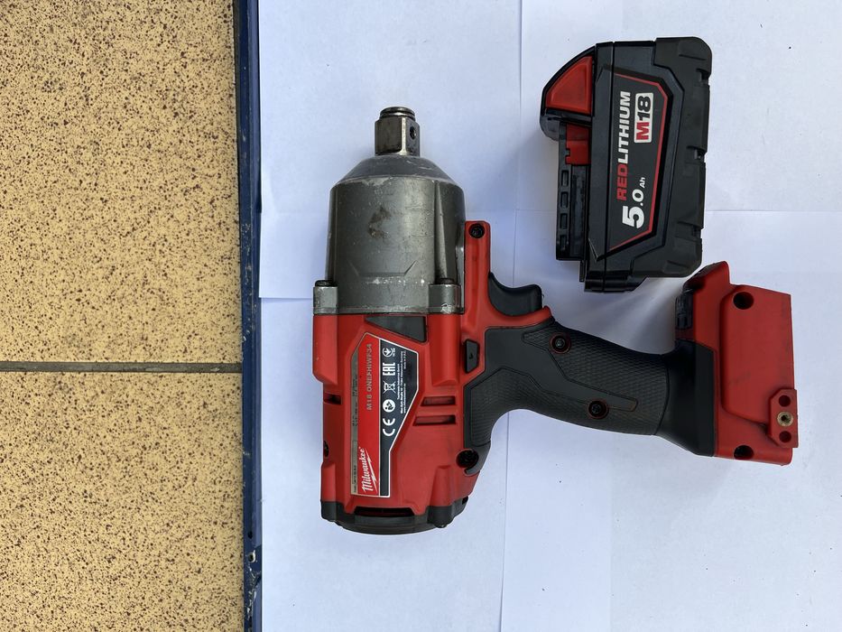 klucz udarowy milwaukee m18  Onefhiwf34 z baterią 5.0 ah , 3/4’’