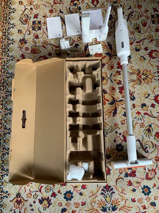 Aspirador Vertical Xiaomi Mi Vacuum Cleaner Light – Completo + Caixa