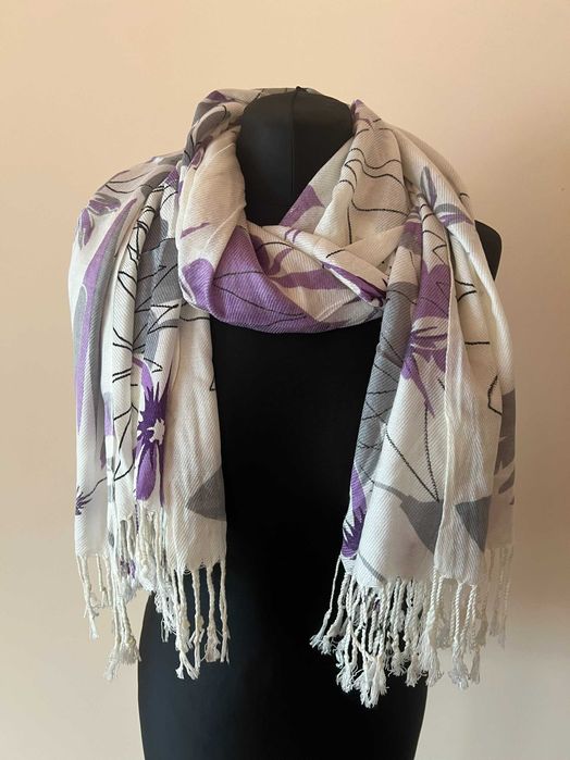 Piękny duży szal typu-PASMINA