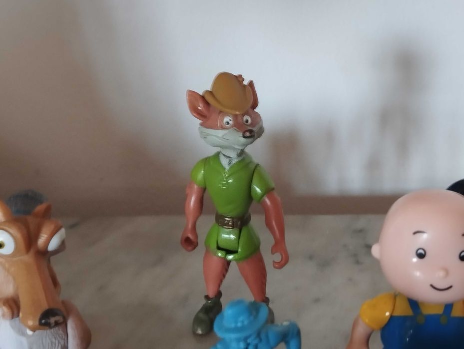 Figuras colecionáveis.