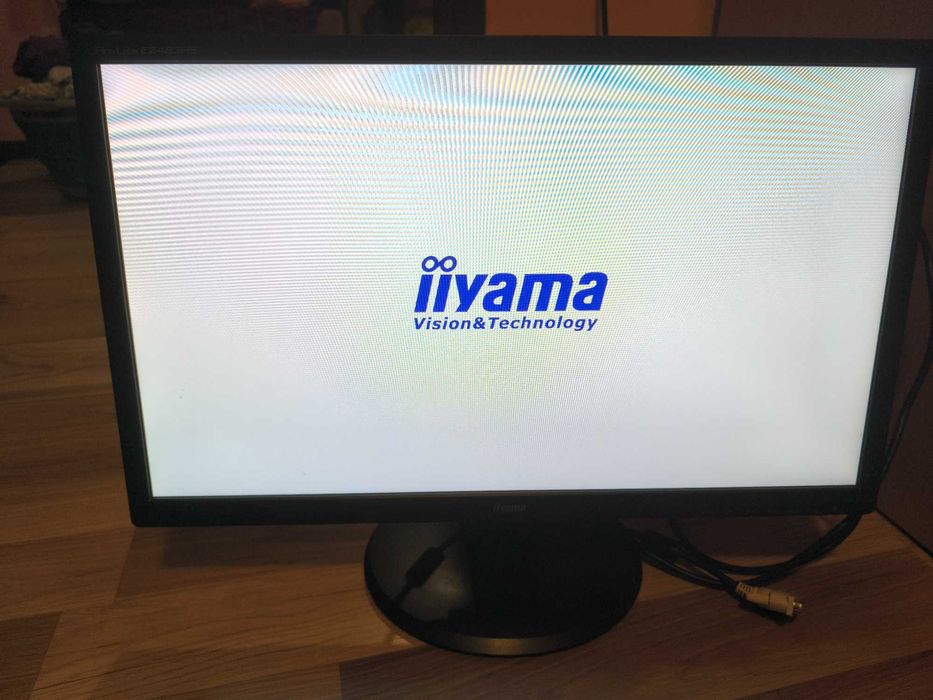 Monitor 60hz iiyama 24"
