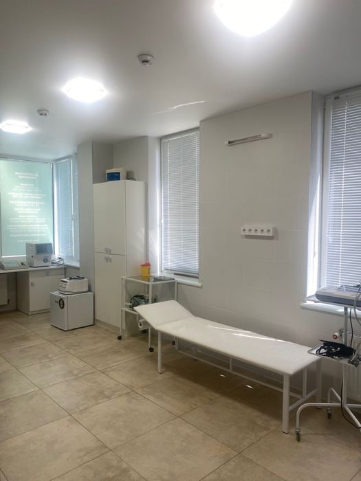 Продам приміщення МЕДЦЕНТРУ у м. Одесі, вул. Марсельська, з ОРЕНДАРЕМ!