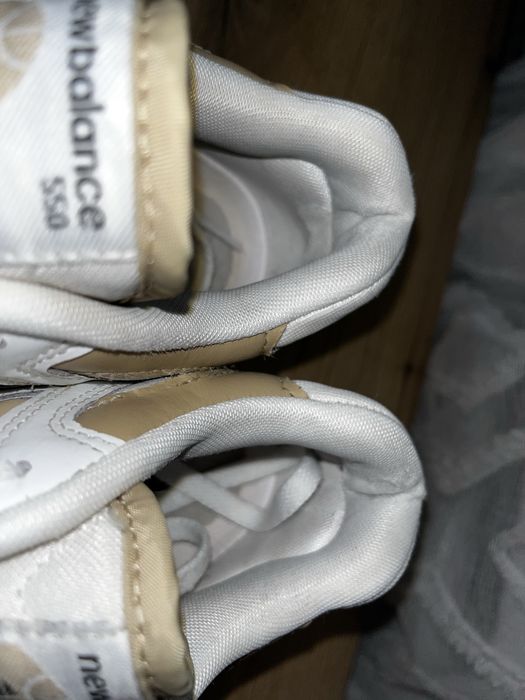 Жіночі шкіряні кросівки New Balance 550 White / Beige