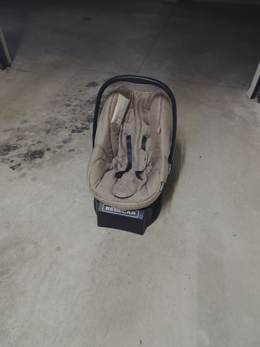 Babycoque com suporte de cinto