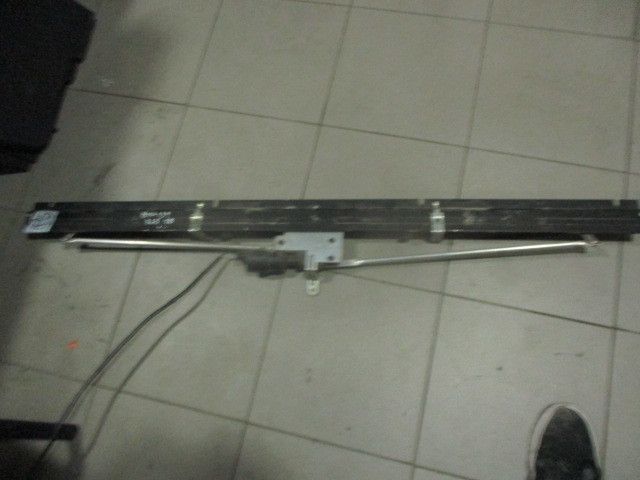 Chapeleira / tampo da mala BMW 5 (E39)