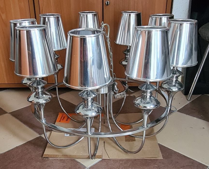 Żyrandol chromowany klosz chrom 9 x led