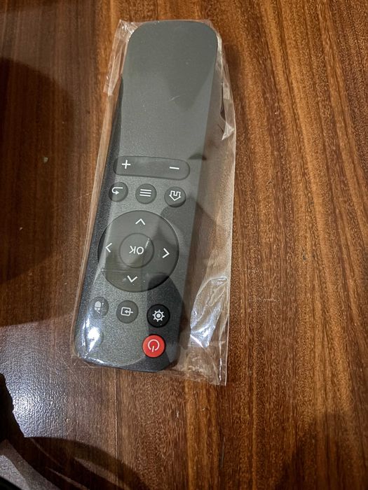 Projetor novo com comando