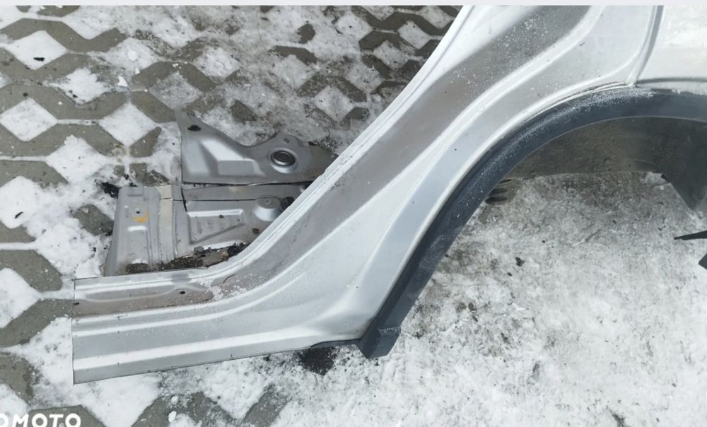 Nissan Xtrail T31 Błotnik Tylni Lewy Prawy