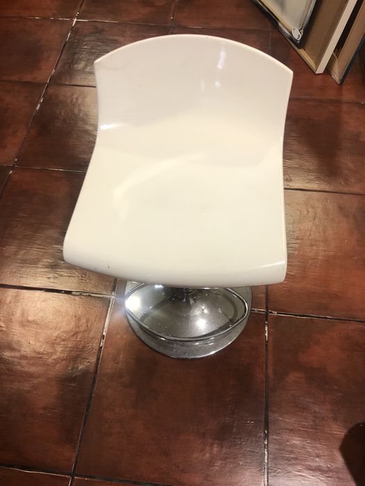 Cadeira para cozinha ou bar regulavel