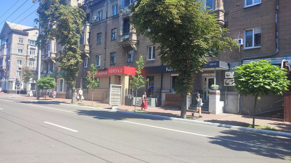 Оренда приміщення. Перехрестя Соборна / Небесної сотні