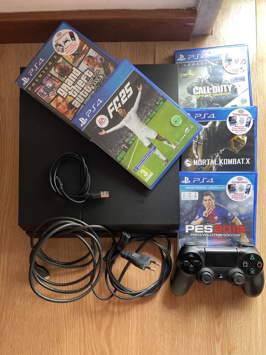 PlayStation 4 em bom estado