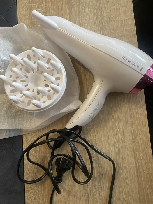 Suszarka do włosów REMINGTON Pro air Turbo