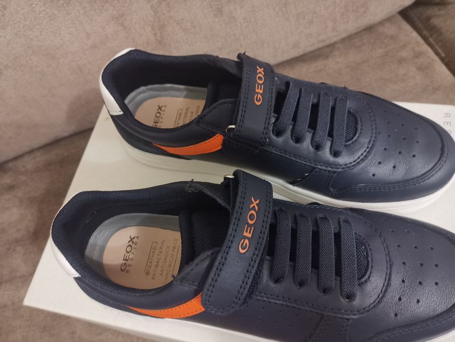 Buty sneakersy Geox, nowe