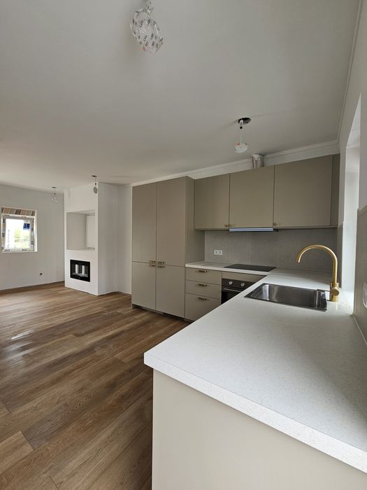 Moradia T2 Renovada com 850m² de Terreno | Lavos – Figueira da Foz