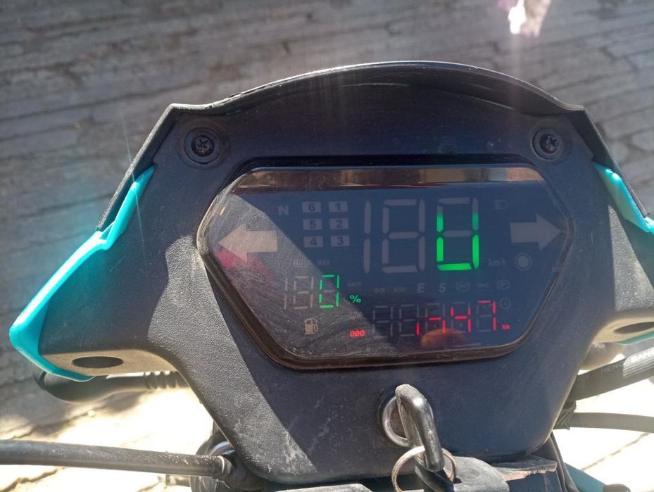 Продам Spark -125