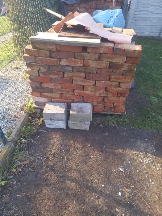 sprzedam cegły  z rozbiurk