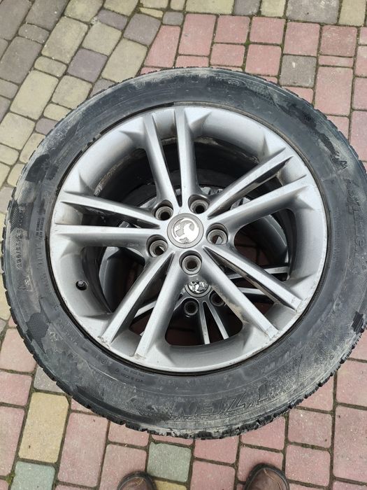 Продам комплект коліс