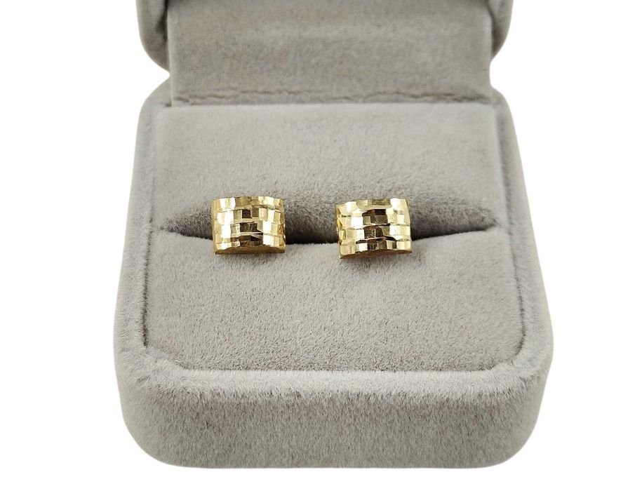 Ładne złote kolczyki 1,62G 585