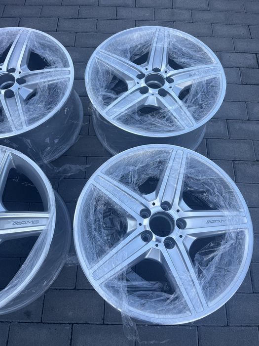 Felgi AMG Mercedes R230 R18