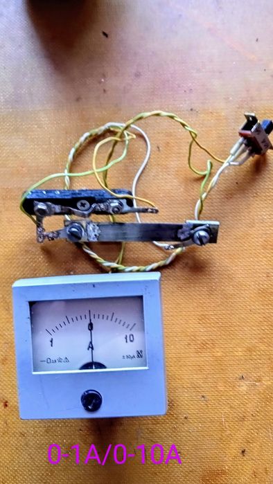 Амперметр-1/+10DCA,і на фото