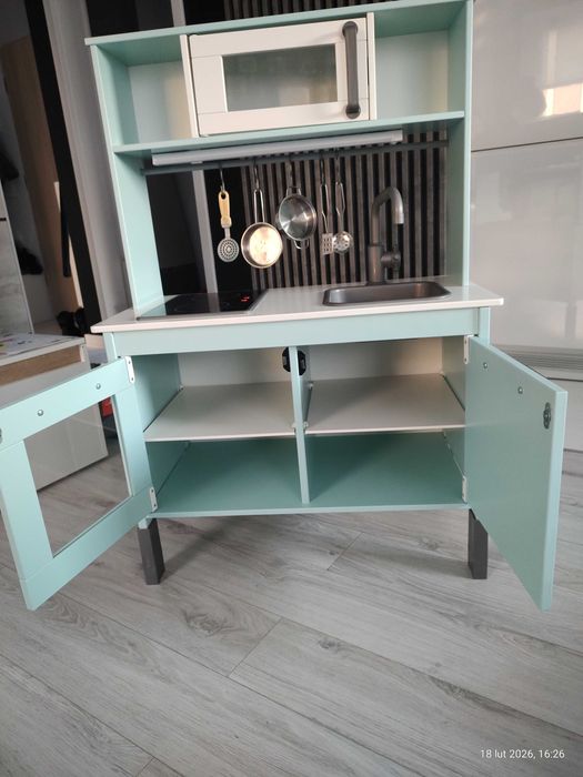 Miętowa kuchnia dla dzieci ikea