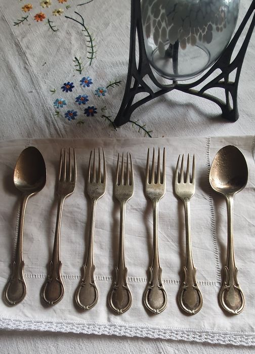 7 talheres vintage Arte Nova com punção, para Coleção
