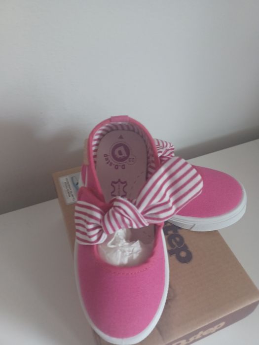 Nowe Trampki DD Step r.23