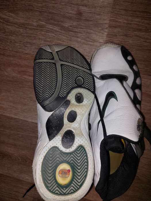 Баскетбольные кроссовки Nike 44