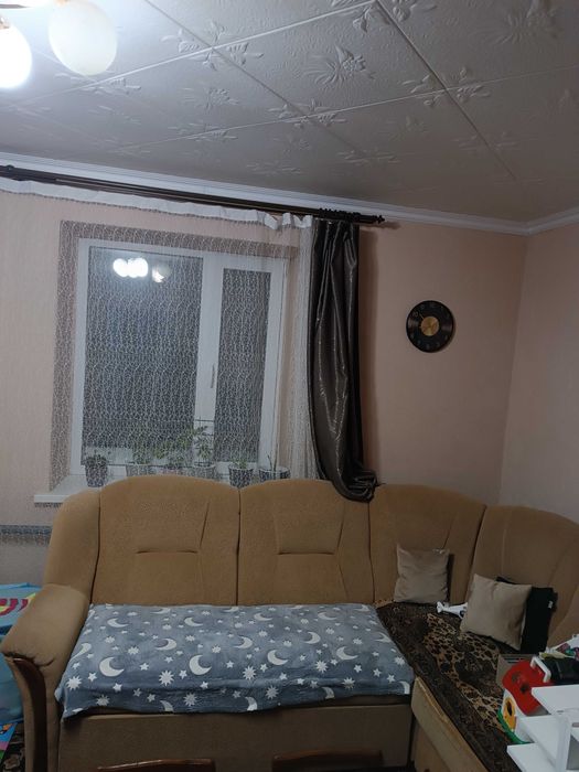 Продам диван в гарному стані