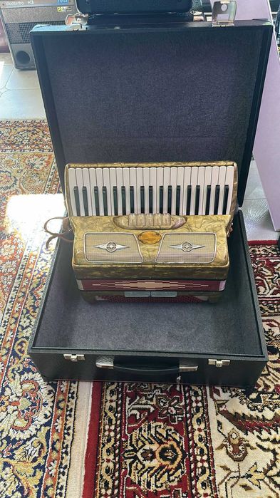 Acordeão Giustozzi 120 Baixos – Fabrico Italiano, Anos 90, Afinado