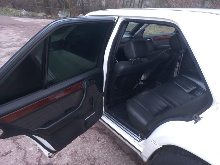 Mersedes-benz w124 e260 2.5 dizel  рест